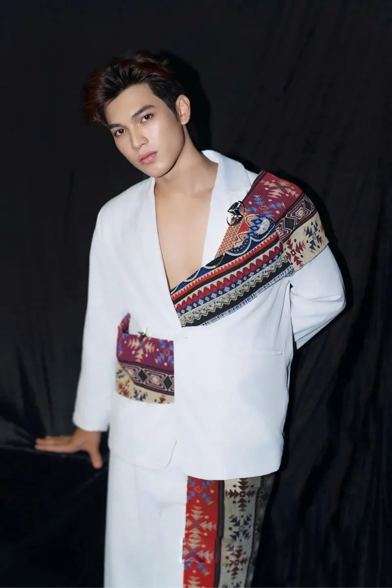 Ngô Việt Hoàng The Face tỏa sáng trên sàn diễn đầy ấn tượng