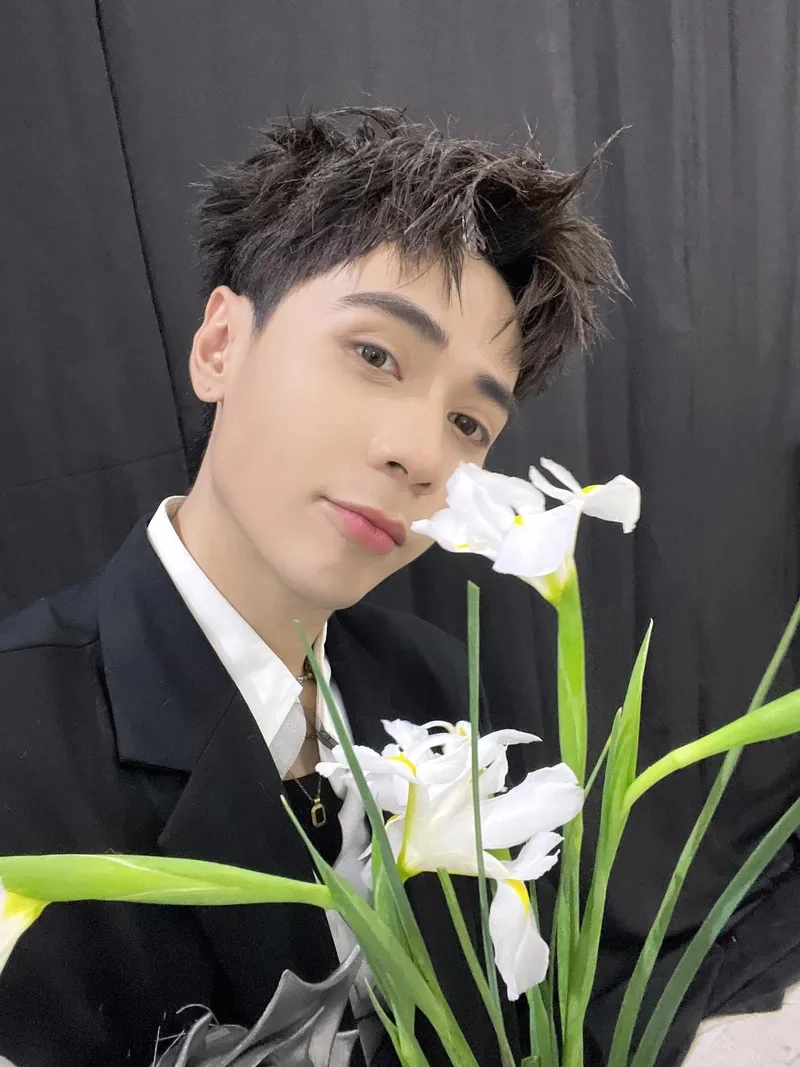 Cảm nhận MV quang hùng masterd trói em lại độc đáo