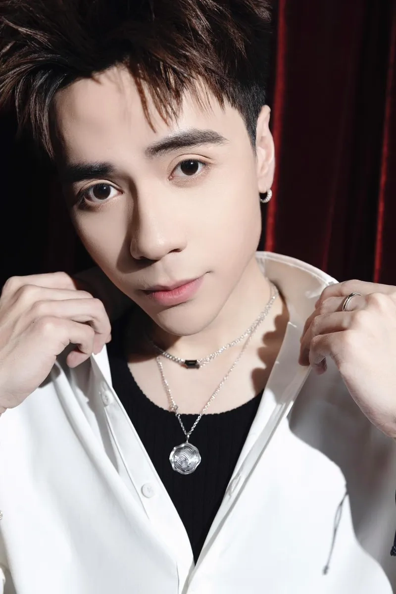 Nghe hit mới quang hùng masterd thủy triều sôi động