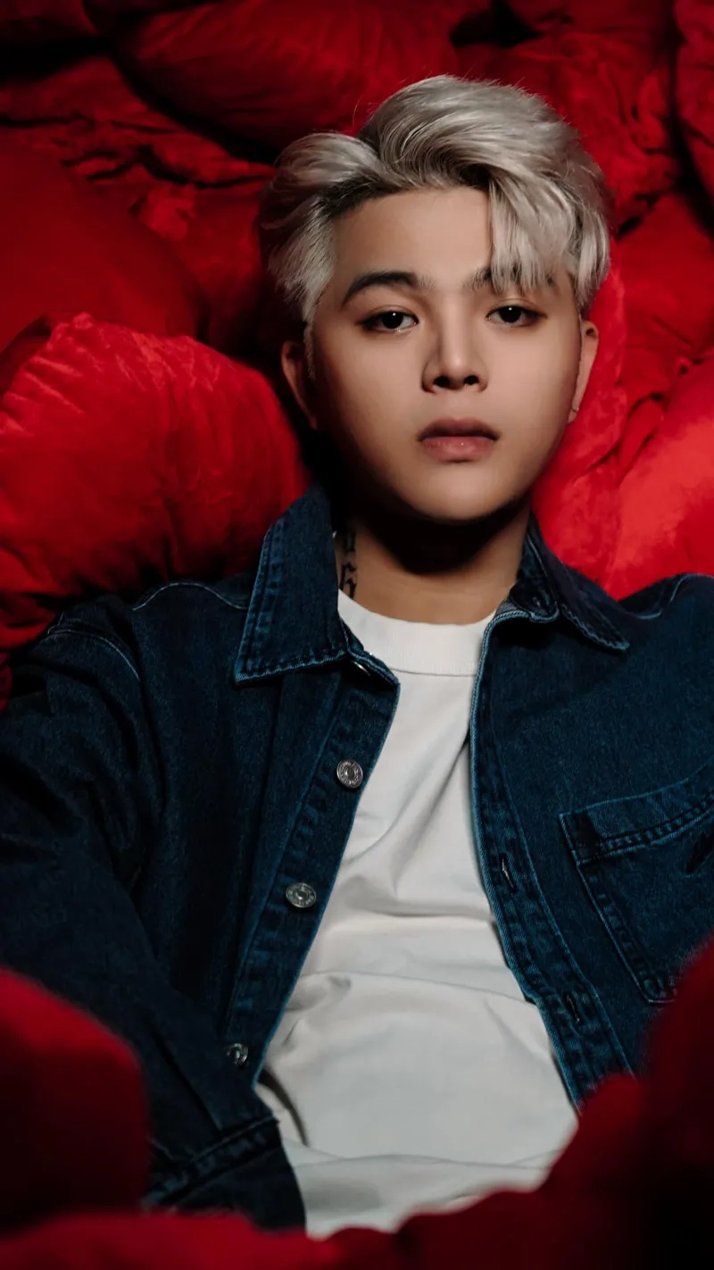 Hình ảnh Quang Anh Rhyder phong cách cuốn hút