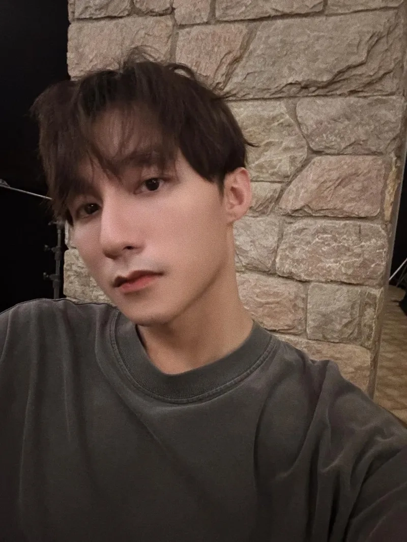 Thưởng thức ca khúc hit Nơi này có anh sôi động