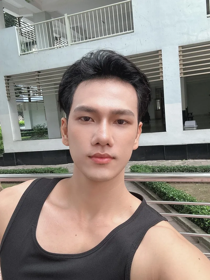 Khám phá phong cách Trần Phước Nguyên The Face đầy ấn tượng