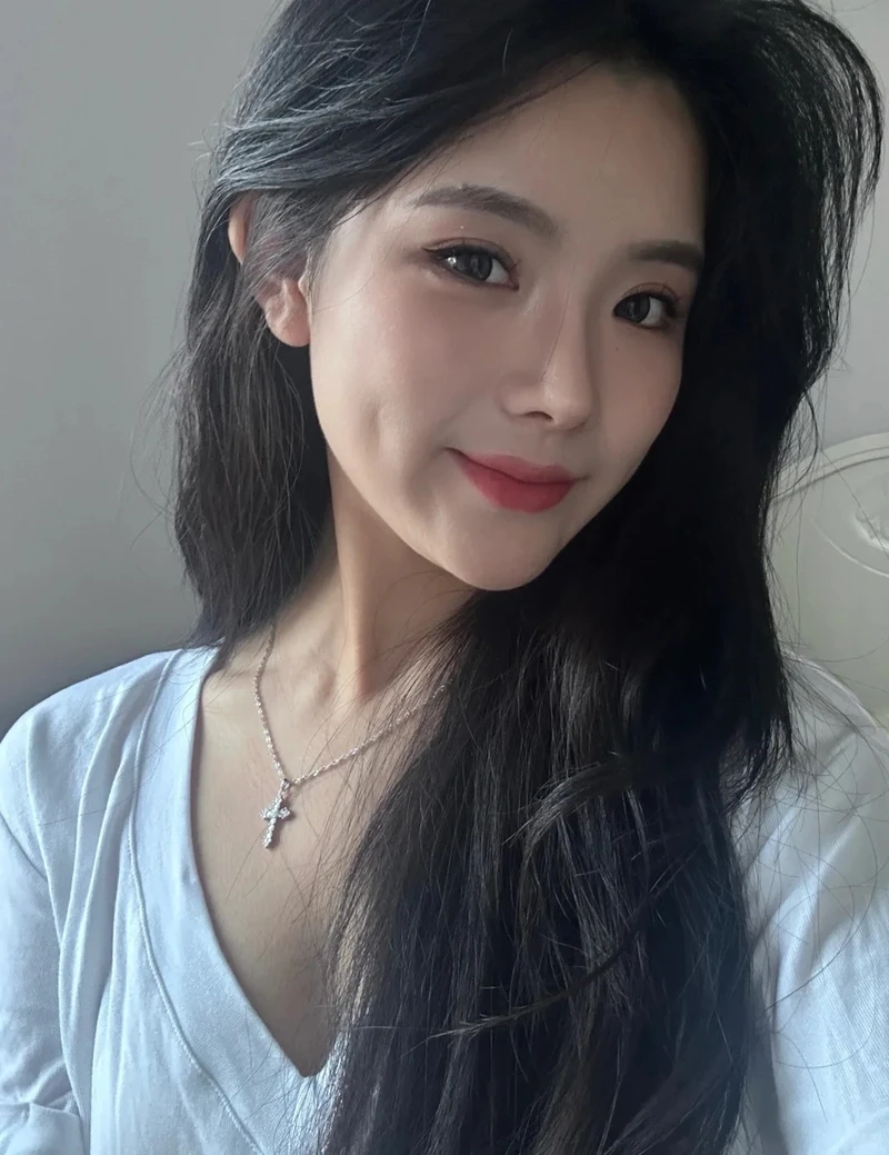 Dân mạng phát cuồng với gái xinh má lúm instagram cực xinh